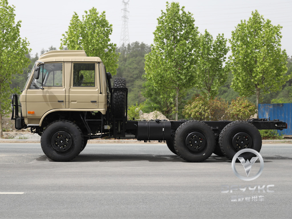 Donggfeng EQ2102N внедорожные грузовые шасси-210 л.с. Двойной грузовой автомобиль пустынного пустыня | Экспортная модель | Кондиционер с брезентом