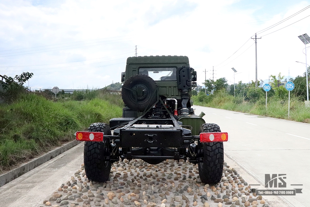 Шасси внедорожного грузовика Dongfeng 4*4_Four Wheel Drive Шасси грузового автомобиля с полуторарядной кабиной_4WD Грузовик Экспортное шасси специального назначения