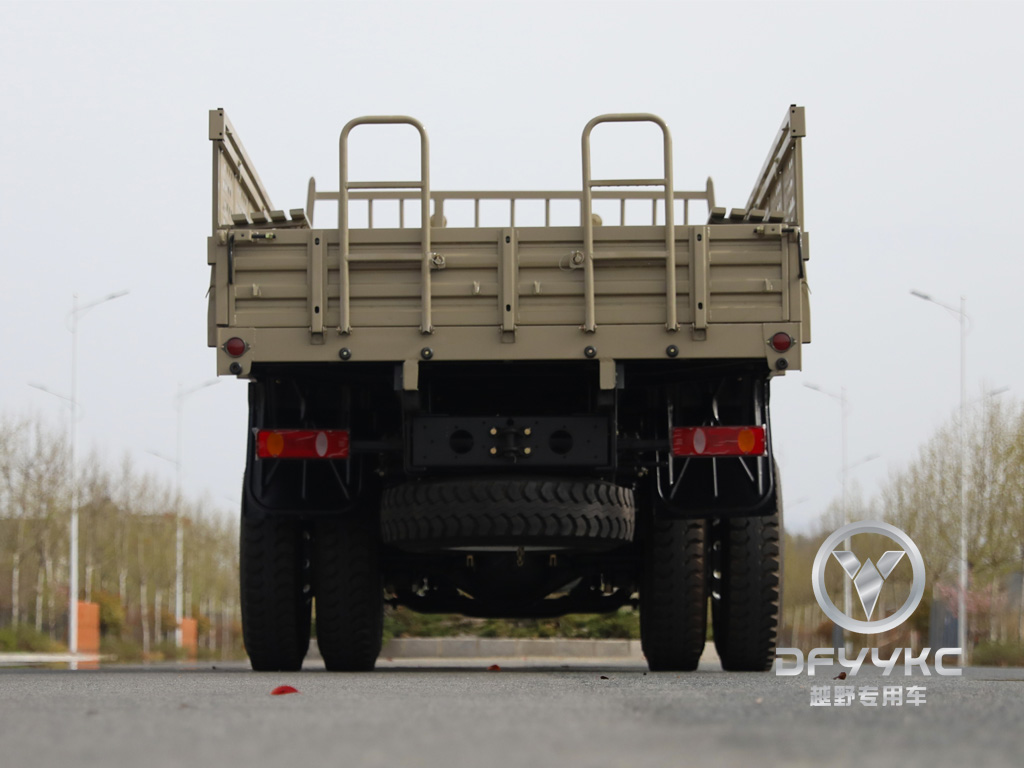 4x2 внедорожник Truck | Cummins B190 33 (140 кВт) | 10t задней оси | Топливный бак 300L