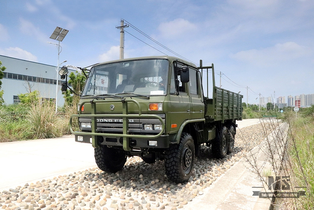 Dongfeng Six Wheel Drive EQ2102 Off Road Truck_6×6 Army Green 3.6T Double Row 153 Cab Cargo Truck Грузовик на продажу_Специальный автомобиль на экспорт