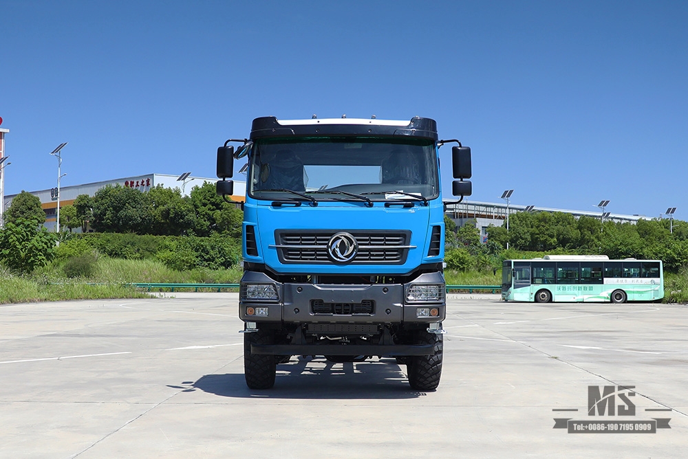 Шестиколесное шасси Dongfeng мощностью 340 л.с._Шасси грузового автомобиля Dongfeng 6*6 с плоской головкой и баком водяного охлаждения тормозов _Экспортное специальное шасси