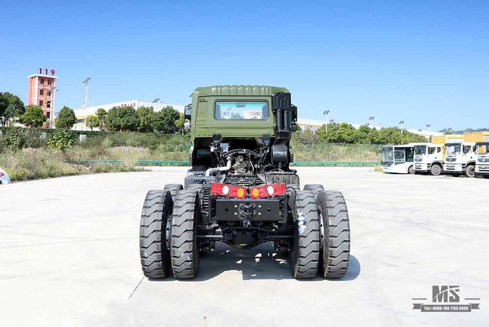 Шасси внедорожного грузовика Dongfeng 6*4 мощностью 375 л.с._Dongfeng 6x4 Off-road Flathead Row Half Chassis_Export Special Vehicle Chassis