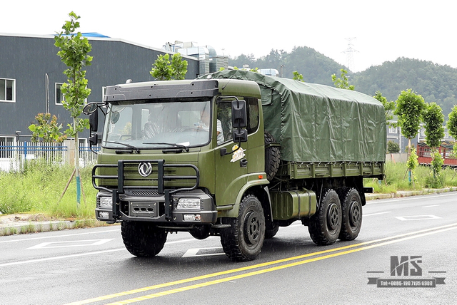 Шестиколесный грузовой автомобиль Dongfeng мощностью 210 л.с._6*6 Армейский зеленый грузовик с плоской головкой и тентом на бампере Производитель_Dongfeng 6WD Export Special Vehicle