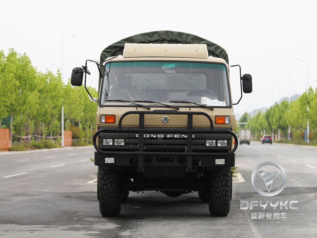 Donggfeng EQ2102N Внедорожный грузовик-210 л.с. Двойной грузовой автомобиль пустынного пустыни | Экспортная модель | Кондиционер с брезентом