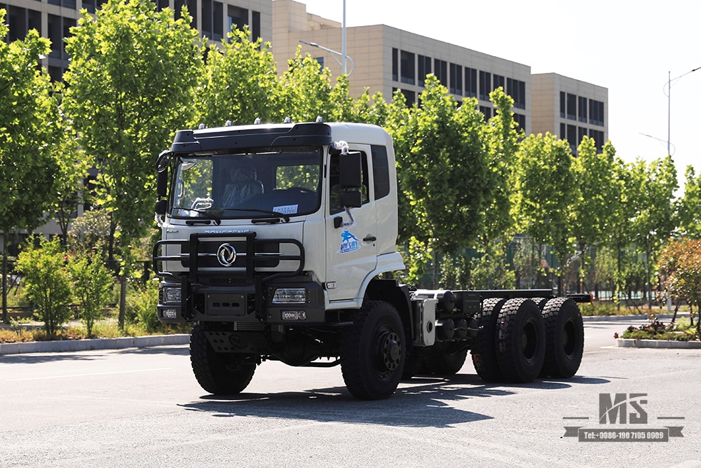 Шестиколесный привод Dongfeng, 266 л.с. Внедорожное шасси_6×6 Flathead Row Полуспециальное шасси_Полноприводной Трехосный 7T/13T/13T Транспортный грузовик Шасси_Экспортный специальный автомобиль