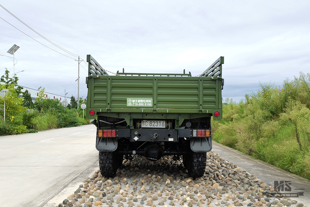 Шестиколесный грузовик Dongfeng мощностью 170 л.с. EQ2082 Dongfeng_6*6 Однорядный внедорожный грузовик с заостренной головкой_6×6 остроконечный грузовик 25Y Экспортный специальный автомобиль