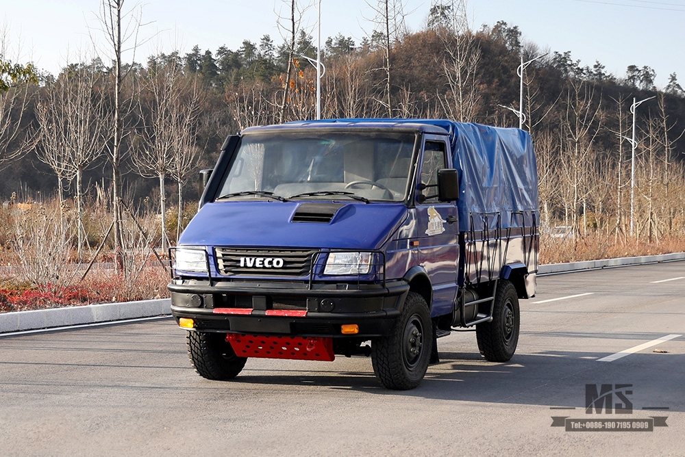Синий полноприводный внедорожник IVECO_4*4, однорядный микролегкий грузовик с короткой головкой мощностью 113 л.с. и брезентовым столбом_Специальный автомобиль для экспорта