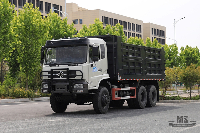 Шестиколесный самосвал Dongfeng мощностью 336 л.с._6 * 6 задних восьмиколесный сверхмощный самосвал Производитель версии_Dongfeng 6WD Export Special Vehicle