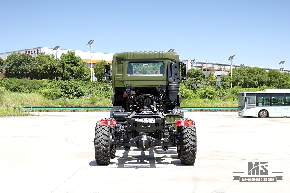 Шасси Dongfeng 6×6 мощностью 340 л.с._Шестиколесный привод с плоской головкой Полуторарядное шасси Грузовой автомобиль Шасси_6*6 Экспортный специальный автомобиль