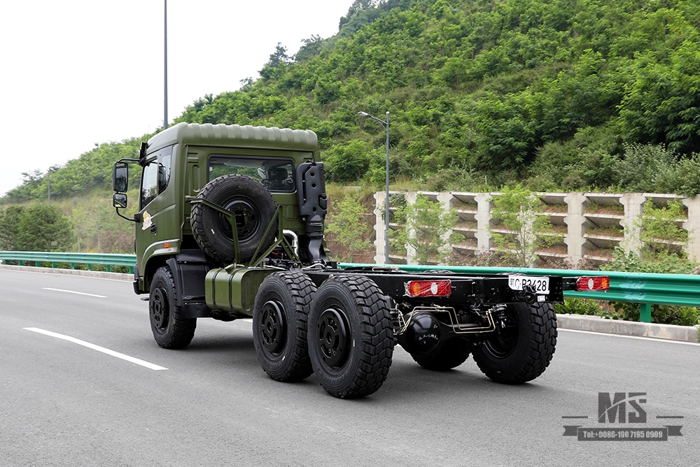 Продажа шестиколесного шасси Dongfeng мощностью 210 л.с._Шасси для грузовых автомобилей 6*6 Army Green с плоской головкой, версия производителя_Шасси для экспортных специальных автомобилей Dongfeng