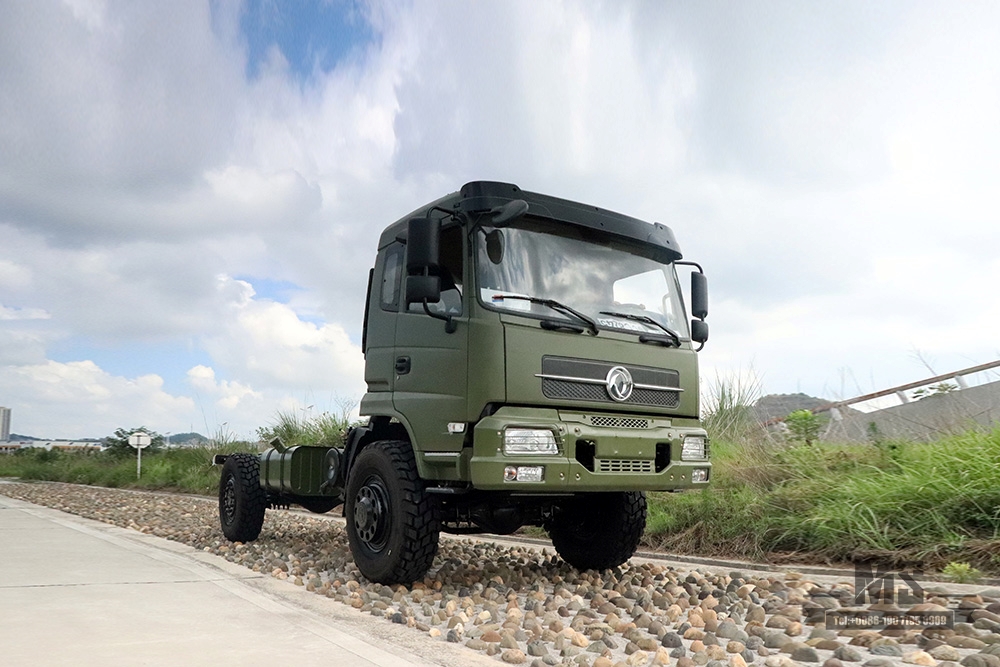 Шасси внедорожного грузовика Dongfeng 4*4_Four Wheel Drive Шасси грузового автомобиля с полуторарядной кабиной_4WD Грузовик Экспортное шасси специального назначения