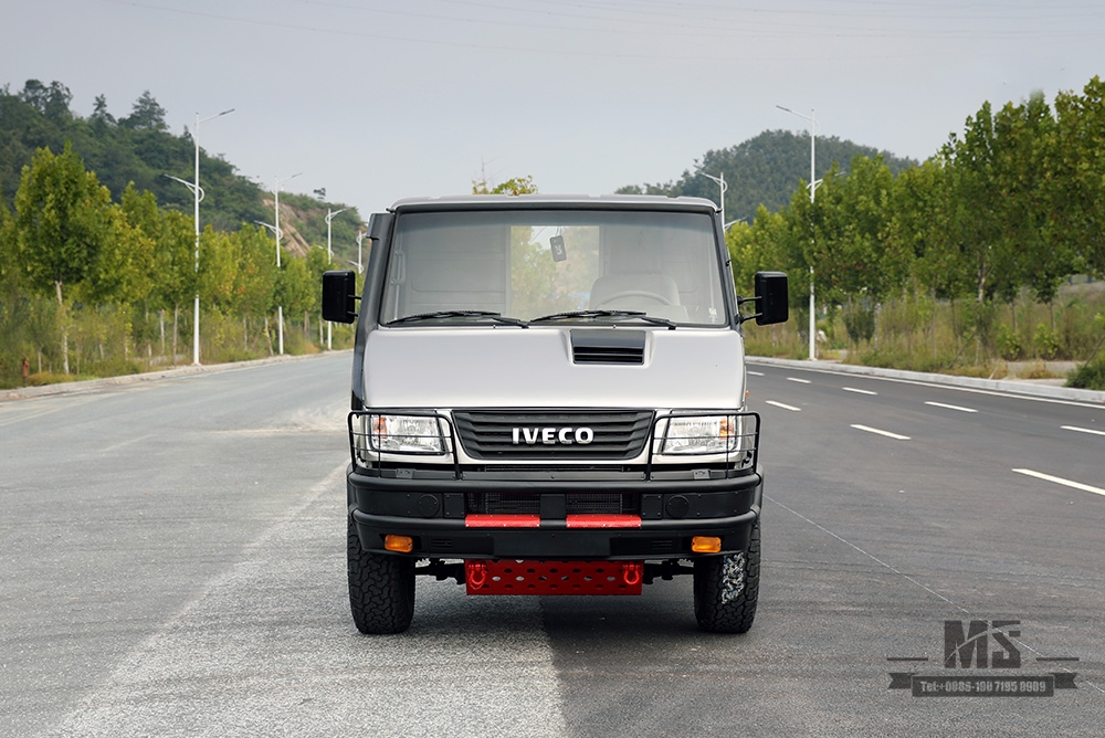 СЕРЕБРЯНЫЙ Iveco 4*4, шасси 113 л.с., малое полноприводное шасси Iveco, шасси с короткой головкой, 4WD, экспортное специальное шасси для автомобилей 