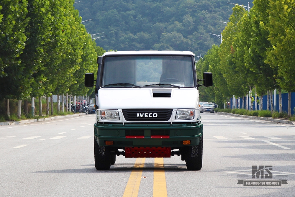 Полноприводное шасси Iveco мощностью 113 л.с., маленькое 4*4, внедорожное многофункциональное шасси Iveco с короткой головкой, экспортное шасси 4WD для специального транспортного средства, индивидуальное преобразование
