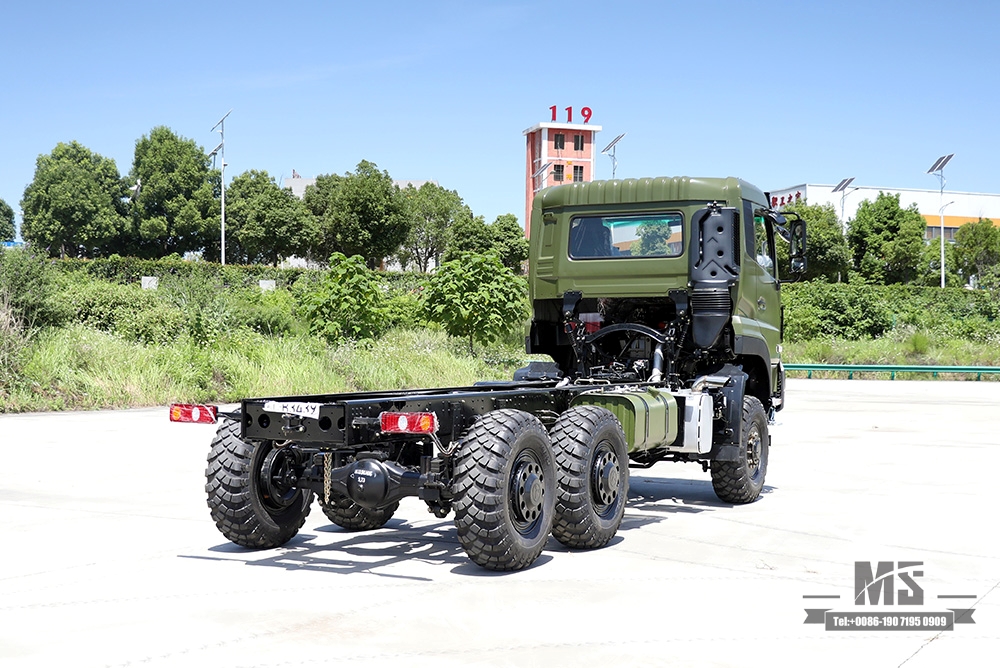 Шасси Dongfeng 6×6 мощностью 340 л.с._Шестиколесный привод с плоской головкой Полуторарядное шасси Грузовой автомобиль Шасси_6*6 Экспортный специальный автомобиль
