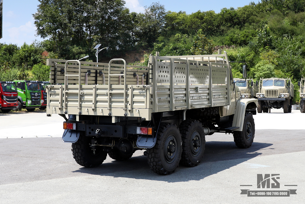 Camel Grey EQ2082 Truck_Dongfeng 170 л.с. Шестиколесный привод 240 Внедорожный грузовик_Транспортный автомобиль с заостренной головкой и двойным остеклением_6×6 25Y Экспортный специальный грузовик