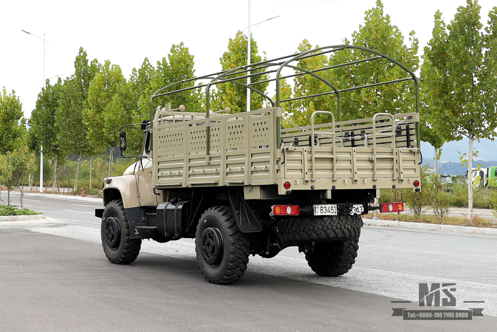 4*4 Dongfeng Cargo Truck_190 л.с. Длинноголовый внедорожный грузовик грузоподъемностью 2,5 т с лебедкой_Four Wheel Drive Грузовик для дальних перевозок Экспортный автомобиль специального назначения