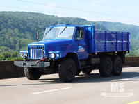 Экспортный 8-тонный шестиколесный грузовой автомобиль с длинным носом Dongfeng, оснащенный двигателем мощностью 170 л.с.
