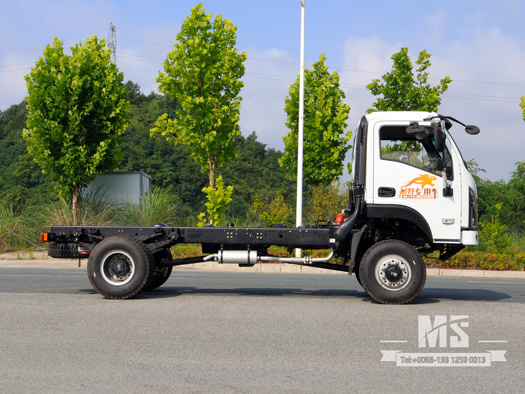 Dongfeng 4×4 Шасси с плоской головкой_4*4 150 л.с. Обычное полноприводное шасси для грузовых автомобилей на продажу_ Специальное экспортное шасси 
