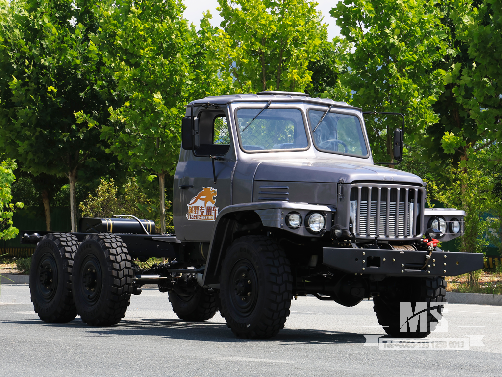 Dongfeng 6×6 Silver Grey EQ2082 Chassis_6*6 170HP Обычный шестиколесный грузовик для продажи_ Специальное экспортное шасси 