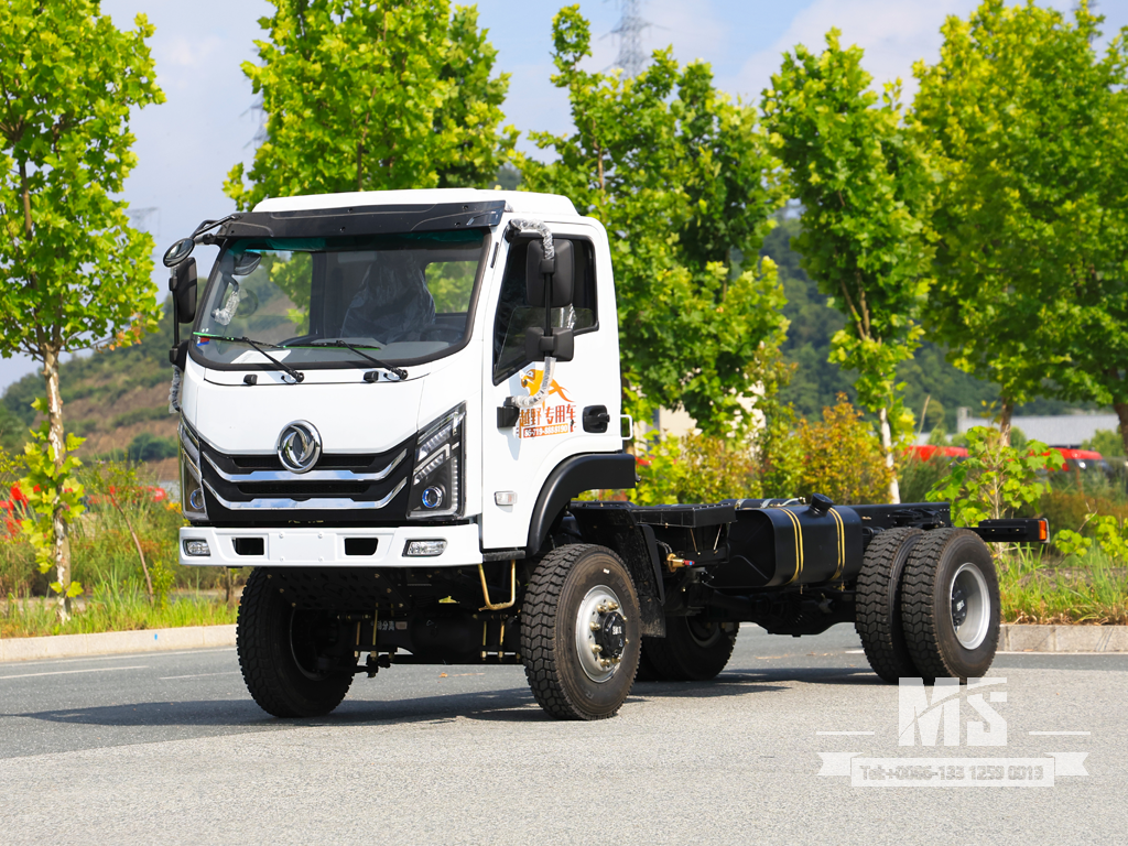 Dongfeng 4×4 Шасси с плоской головкой_4*4 150 л.с. Обычное полноприводное шасси для грузовых автомобилей на продажу_ Специальное экспортное шасси 