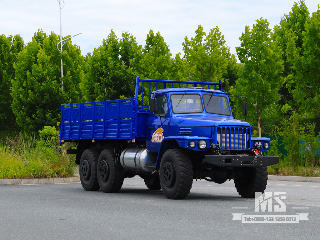 Экспортный 10-тонный шестиколесный грузовой автомобиль с длинным носом Dongfeng, оснащенный двигателем мощностью 190 л.с.